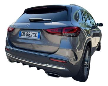 Mercedes GLA 180 Premium — photo 3