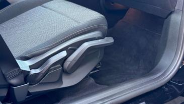 BMW X1 18d SDrive — photo 22
