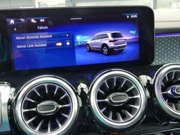 Mercedes EQB 250+ AMG Line — photo 15
