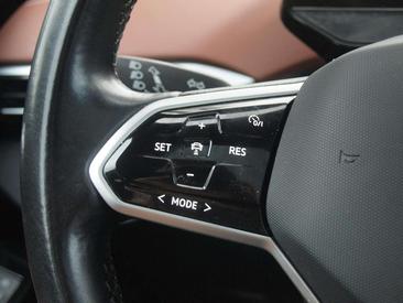 Volkswagen ID.4 — photo 16
