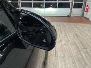 Mercedes GLC 300 Night Edition — photo 18