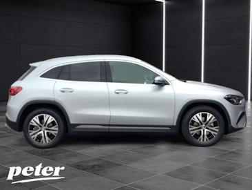 Mercedes GLA 200 Progressive — photo 20