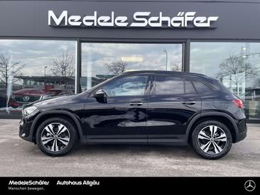 Mercedes GLA 200 Night Edition — photo 8
