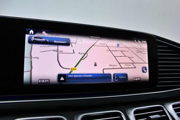 Mercedes GLS 450 AMG Line — photo 27