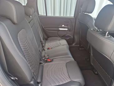 Mercedes EQB 250 — photo 21