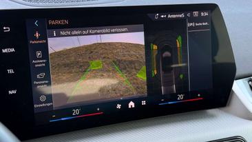 BMW X1 18d SDrive — photo 36