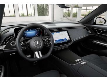 Mercedes Classe E 220 AMG-Line — photo 2