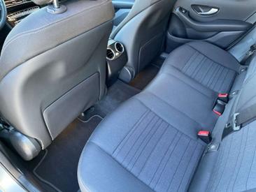 Mercedes EQC 400 — photo 8