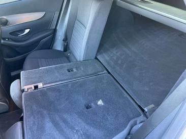 Mercedes EQC 400 — photo 10