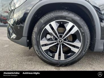 Mercedes GLA 200 Night Edition — photo 14