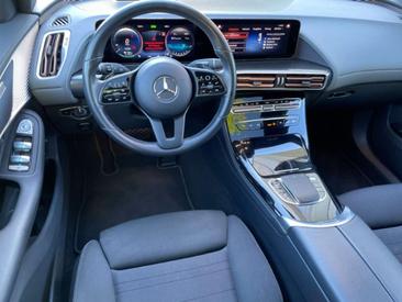 Mercedes EQC 400 — photo 11