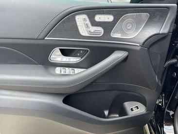 Mercedes GLE 350 — photo 18