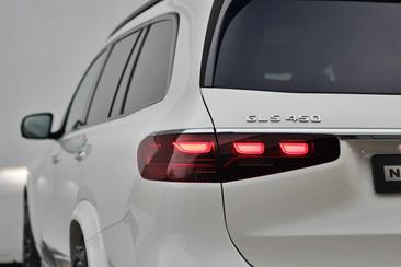 Mercedes GLS 450 AMG Line — photo 46