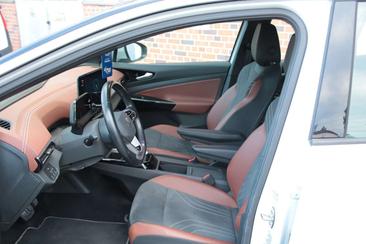 Volkswagen ID.5 Pro Performance — photo 6