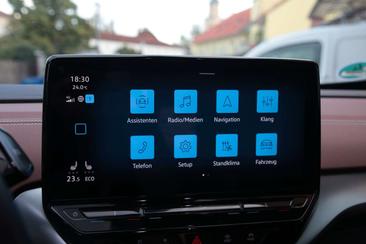 Volkswagen ID.5 Pro Performance — photo 12