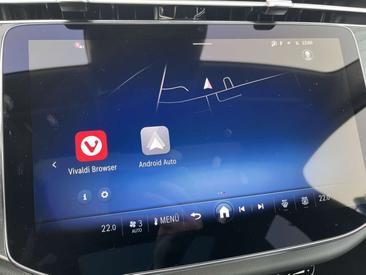 Mercedes Classe E 300 Night Edition — photo 25