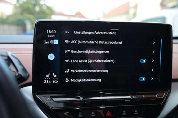 Volkswagen ID.5 Pro Performance — photo 15