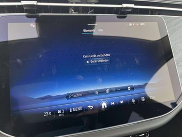 Mercedes Classe E 300 Night Edition — photo 29