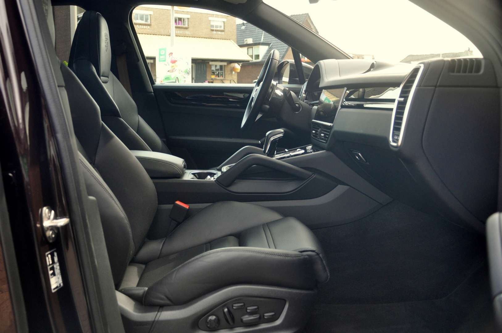 Porsche Cayenne III E-Hybrid Platinum Edition - 2022 - Joinsteer - #15