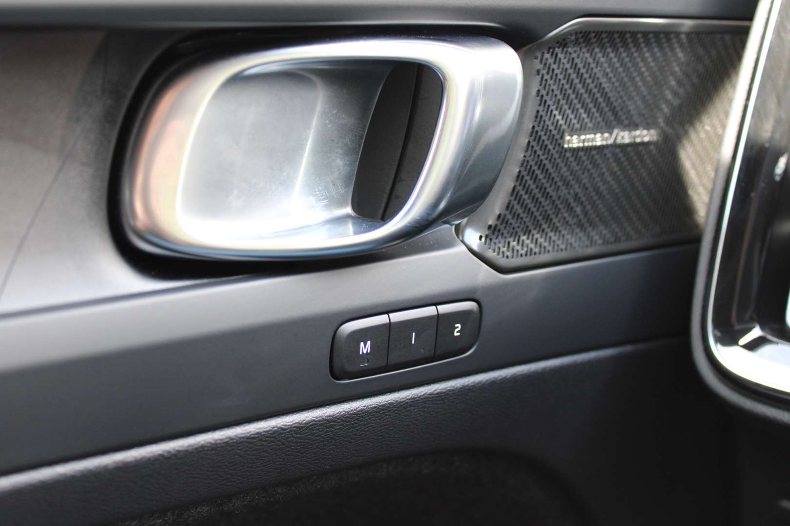 Volvo XC40 T6 Recharge Plus - 2023 - Joinsteer - #9