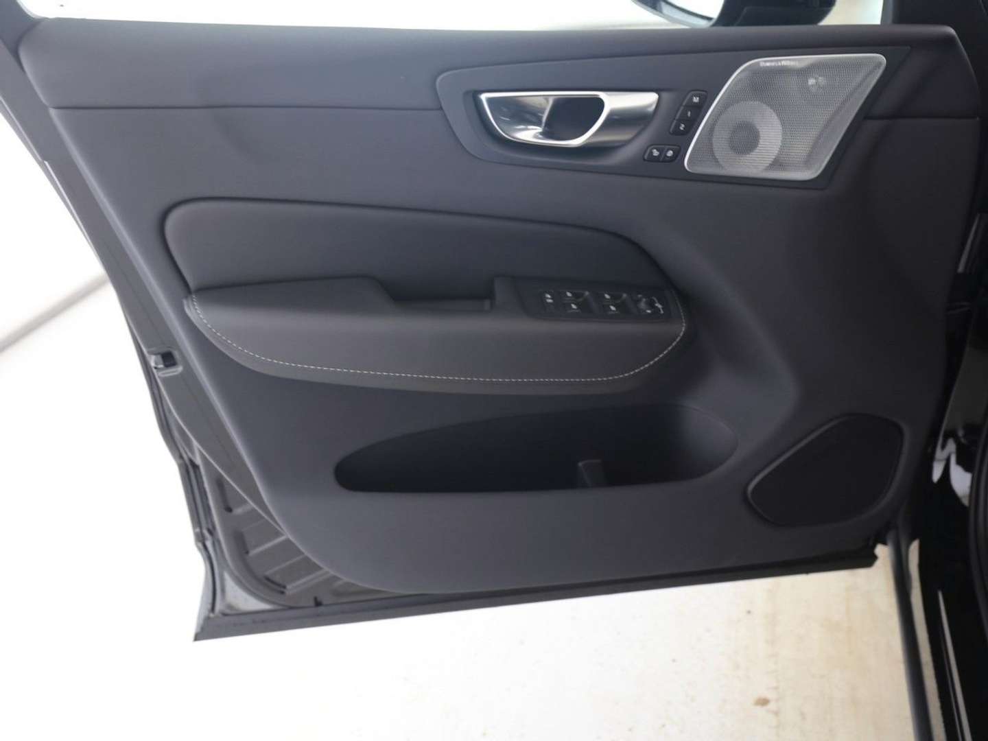 Volvo XC60 T8 Recharge Ultimate - 2025 - Joinsteer - #8