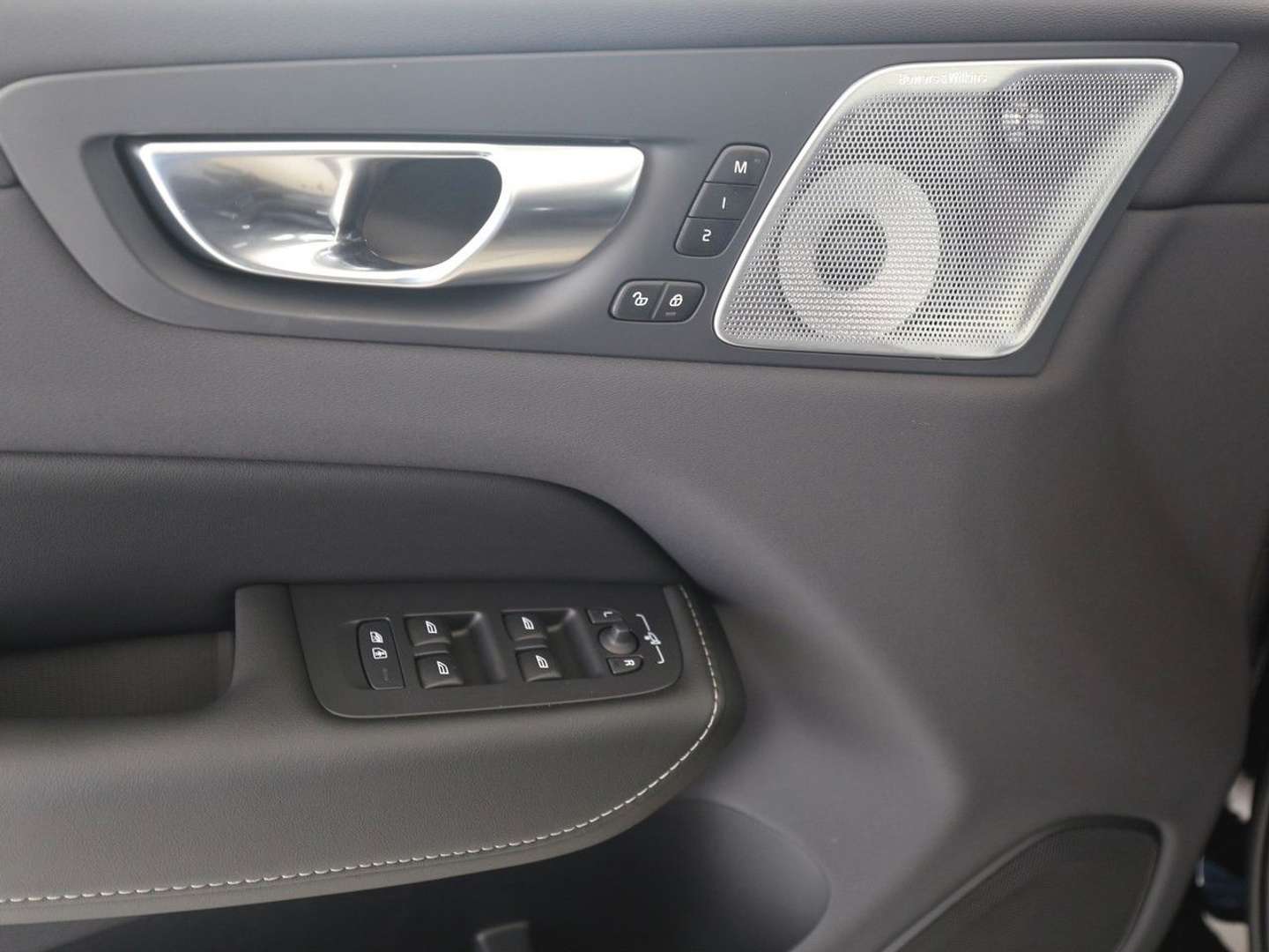 Volvo XC60 T8 Recharge Ultimate - 2025 - Joinsteer - #11