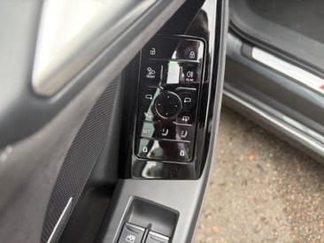 Audi S6 Avant E-tron S6 Avant E-tron 370,00 KW — photo 28