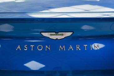 Aston Martin DB11 Volante — photo 12