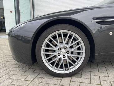 Aston Martin V8 4.7l Manual — photo 8