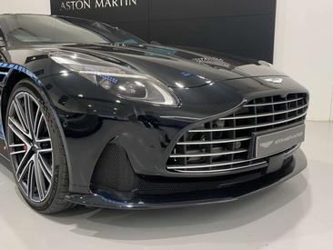 Aston Martin DB12 — photo 12