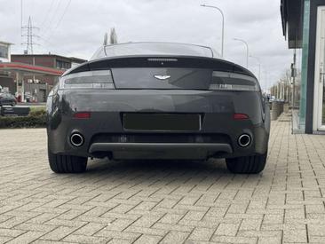 Aston Martin V8 4.7l Manual — photo 17