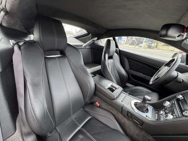 Aston Martin V8 4.7l Manual — photo 21
