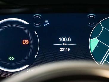 Aston Martin DBX 4.0 V8 Auto — photo 16