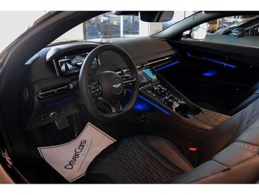Aston Martin DB12 4.0 V8 — photo 3