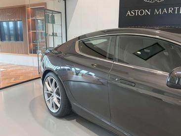 Aston Martin Rapide S — photo 15