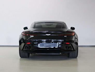 Aston Martin DB12 4.0 V8 — photo 16