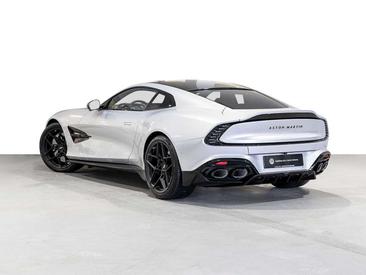 Aston Martin V12 Vanquish — photo 2