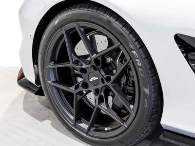 Aston Martin V12 Vanquish