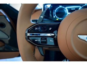 Aston Martin Vanquish Volante 5.2 V12 Auto — photo 14