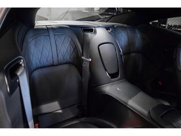 Aston Martin DB12 4.0 V8 — photo 10