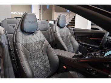 Aston Martin DB12 4.0 V8 — photo 10