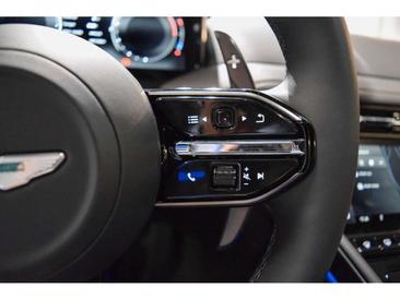 Aston Martin DB12 4.0 V8 — photo 15