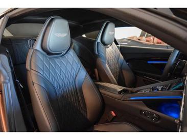 Aston Martin DB12 4.0 V8 — photo 8