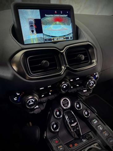 Aston Martin Vantage 4,0 V8 510PS — photo 41