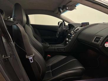 Aston Martin V8 Coupé 4.7 Sportshift — photo 10