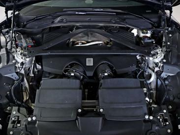 Aston Martin DB12 4.0 V8 — photo 30
