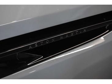 Aston Martin DB12 4.0 V8 — photo 22