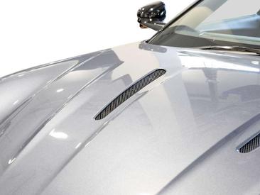 Aston Martin DB12 Volante — photo 15