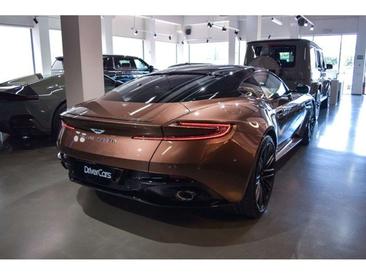 Aston Martin DB12 4.0 V8 — photo 24