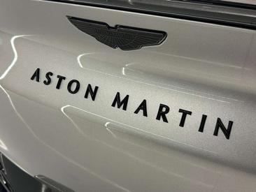 Aston Martin DBX 707 — photo 34